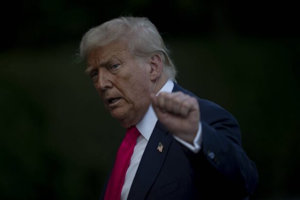donald trump se implica la doua echipe incepe prin a le schimba numele 687dfbaeda0d7