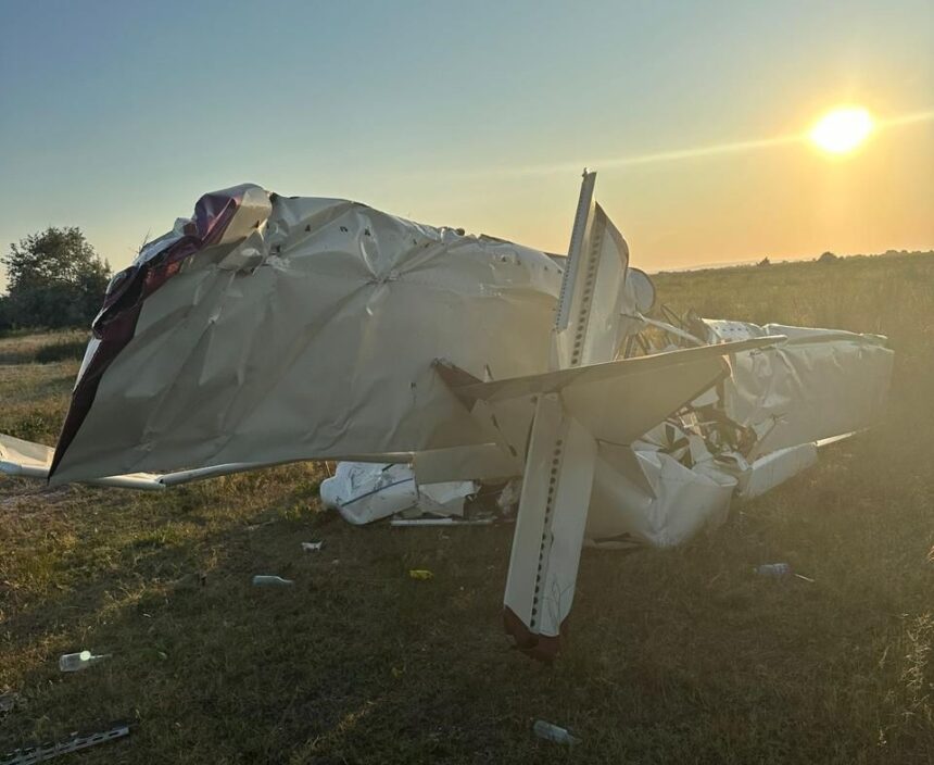 doua persoane au murit accident aviatic in zona gura portitei 687d30158b245