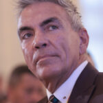 dragos anastasiu apel la sefii de institutii care au venituri peste cel al presedintelui tarii sa renunte voluntar la o parte din bani 686ed6bb18e30
