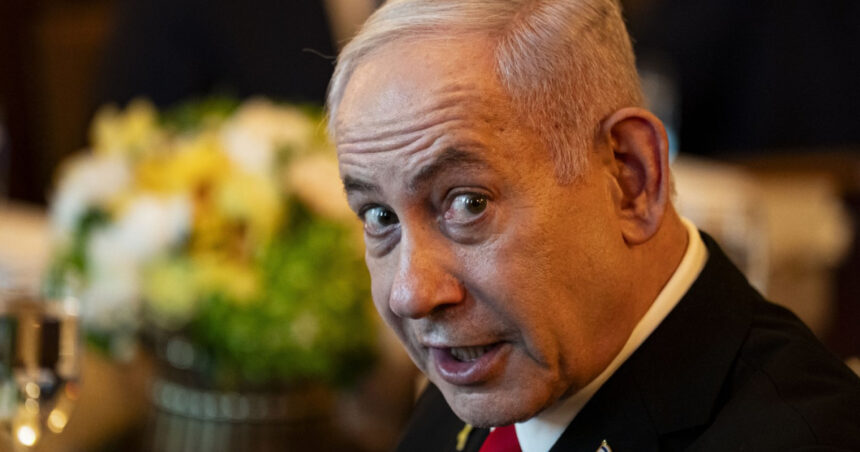 e ca un nebun bombardeaza tot timpul echipa lui trump tot mai ingrijorata de netanyahu dupa atacurile din siria 687e1c702ac14