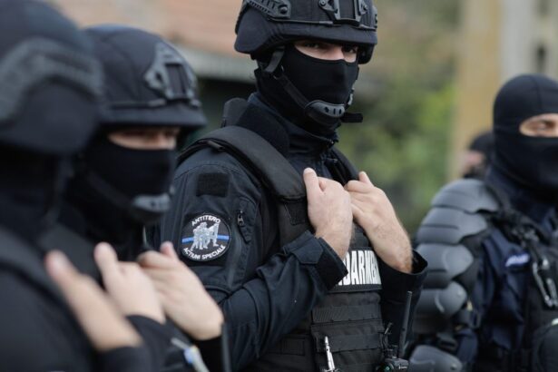 exclusiv controale la metaloglobus petrolul fortele de ordine au confiscat zeci de obiecte interzise 6883c43bd101a