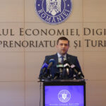 exclusiv cum vrea radu miruta sa dea afara angajatii cu contracte betonate sau sa le scada veniturile mergi pe traseul asta e foarte sigur 686faa37f06d5