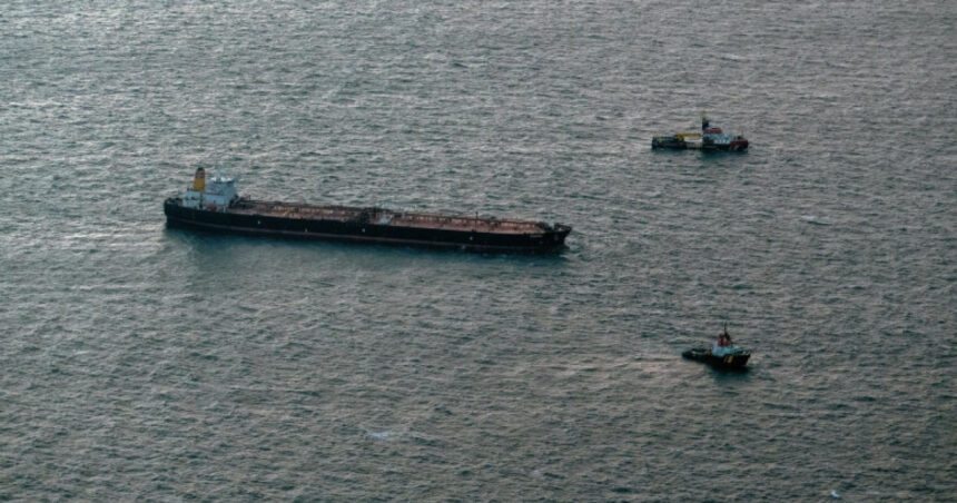 flota fantoma a rusiei vizata de marea britanie 135 de nave si companii petroliere au fost sanctionate 687f314c72489