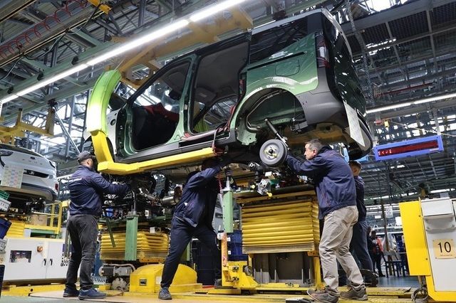 ford aproba concedieri voluntare pe fondul cererii slabe pentru vehicule electrice 6871f20dc79c7