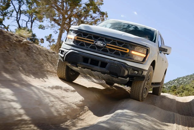 ford reuseste vanzari record de masini electrificate pe piata din sua am impresionat intreaga industrie 686b8f6b80a8f