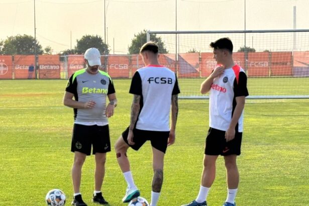 foto antrenamentul fcsb ului de dinaintea partidei din preliminariile champions league 686d56b80d24a
