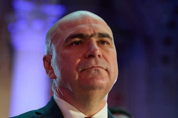 foto bolojan mos craciun nu mai exista 687269a23312a