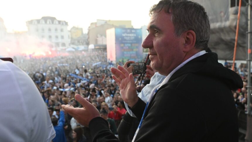 foto cu cine s a vazut gica hagi inainte de fcsb farul regele a mers la marii rivali ai campioanei 6883bcb1c7bae