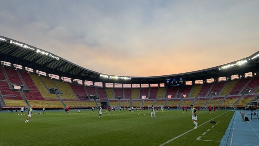 foto cum au fost surprinsi jucatorii lui fcsb cu cateva minute inainte de startul meciului de la skopje 687fd2b94df66
