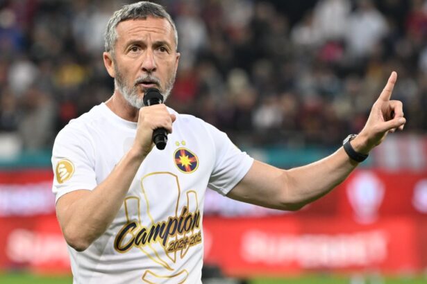 foto mihai stoica a venit cu poza la tv si l a facut praf pe coltescu cum arata azi glezna lui gheorghita dupa petrolul fcsb 687d36ca7f288