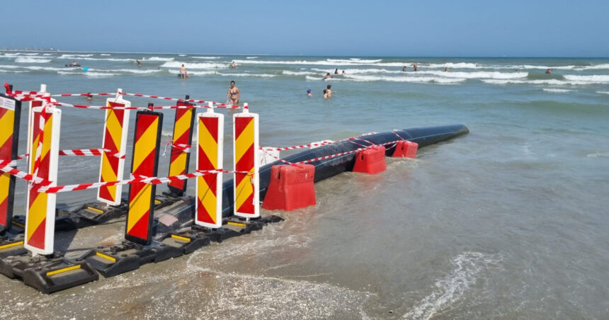 foto primaria navodari sanctionata din cauza ca o teava deverseaza ape pluviale in mare amenzi de peste 800 000 lei pe litoral 688887e1ca1b8