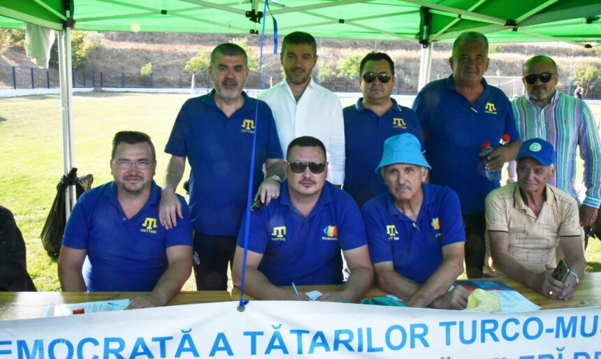 foto udttmr continua traditia kuresului la ovidiu un public numeros a asistat la competitia de lupte tataresti 6885c41251b2b