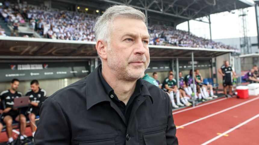galerie foto edi iordanescu reactie dura dupa banik ostrava legia niciodata nu voi accepta asta mai bine fac 0 0 688291db35cda