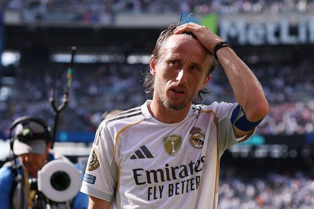 galerie foto luka modric a jucat ultimul meci pentru real madrid nu merita acest final 686f57fa48646