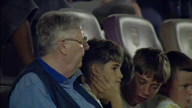galerie foto prezenta neasteptata la rapid cfr cluj cum arata tribunele din giulesti 687d4bd870292