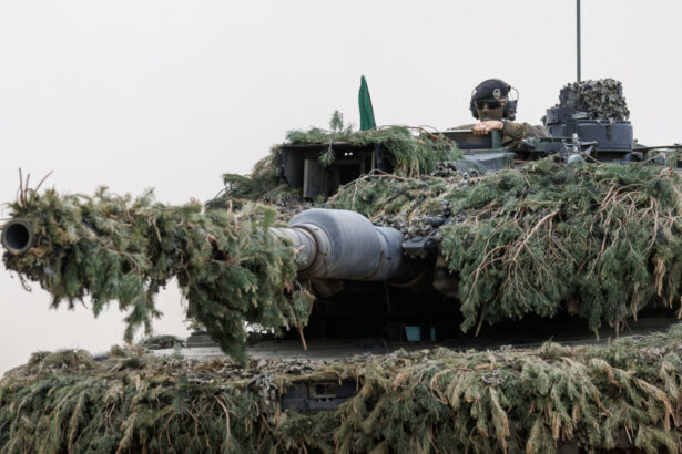 germania se pregateste sa comande 3 500 de tancuri si vehicule blindate pentru a consolida brigazile nato bloomberg 6867c09badb17
