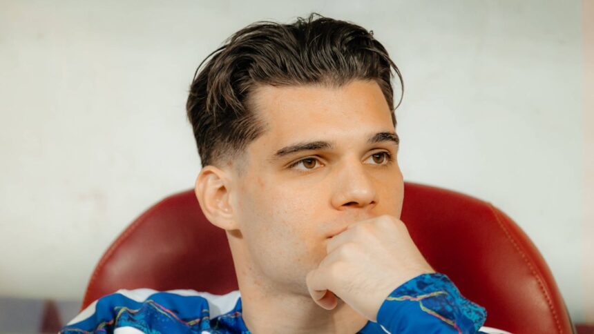 ianis hagi inca o dezvaluire neplacuta de ce a ajuns sa se antreneze cu farul 6884d9930c9fa
