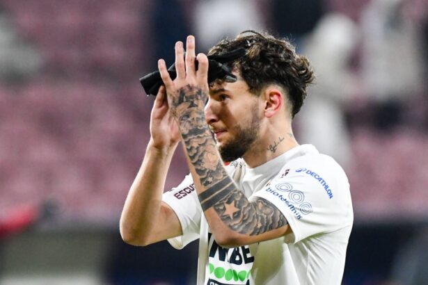 ianis stoica impins de colegi spre transferul carierei sa plece sa intre bani la echipa 68735704adaee