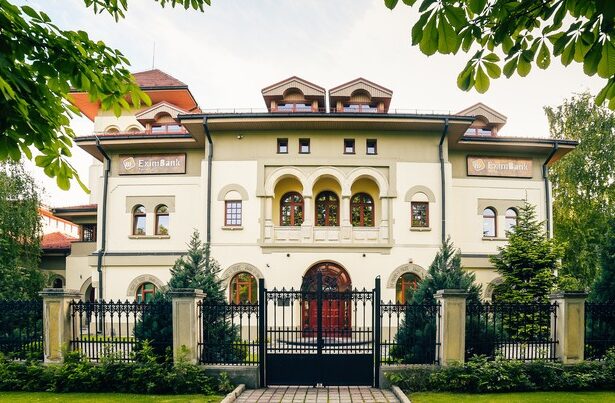 ilie bolojan anunta ca va trimite parchetului documentele cu privire la imobilul ra apps unde functioneaza eximbank 68676d257c048