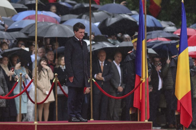 in apararea lui nicusor dan consilier prezidential despre majorarea cotei tva opinia presedintelui a fost clara toata lumea a vazut o acum avem un guvern votat in parlament care trebuie sa 6865343904e07