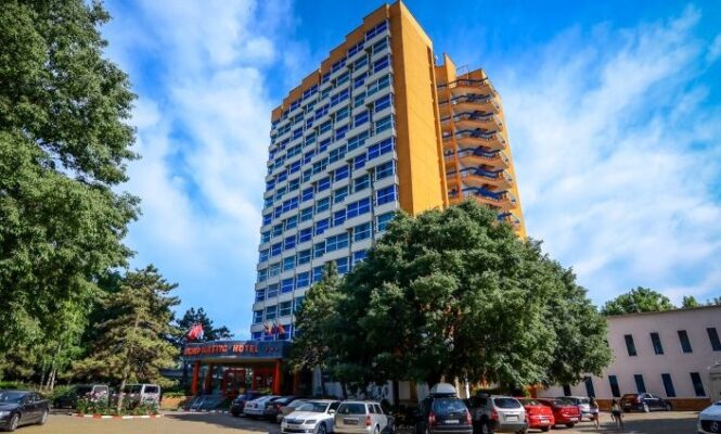 incendiu la hotelul majestic din statiunea olimp 688923afa299f