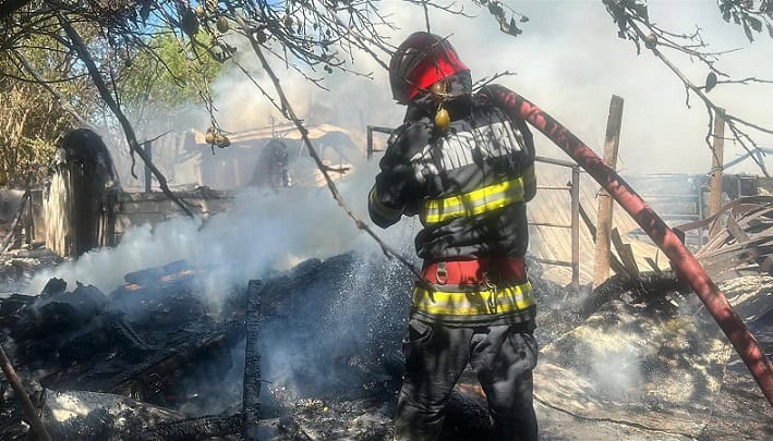 incendiu la o ferma la iesirea din nuntasi spre cogealac 687761f58285d