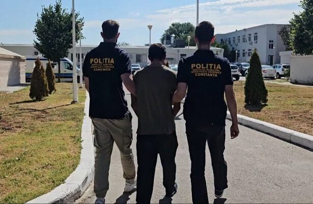 individ arestat pentru incendierea a 3 autoturisme in municipiul constanta 687a249aa4138