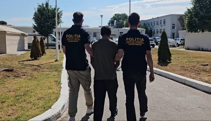 individ arestat pentru incendierea a 3 autoturisme in municipiul constanta 687a249aa4138