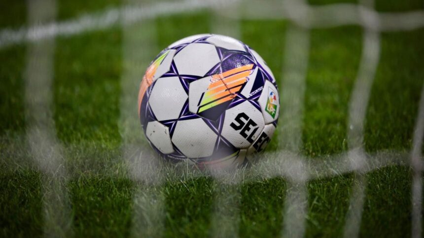 ireal un fotbalist maghiar a mers in probe la o echipa dar a jucat pentru adversari a gresit vestiarul 6879149292ccf
