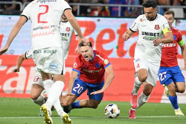 jucatorul lui fcsb l a surprins neplacut pe ilie dumitrescu rar l am vazut sa greseasca atat 6872bfdd6c91f