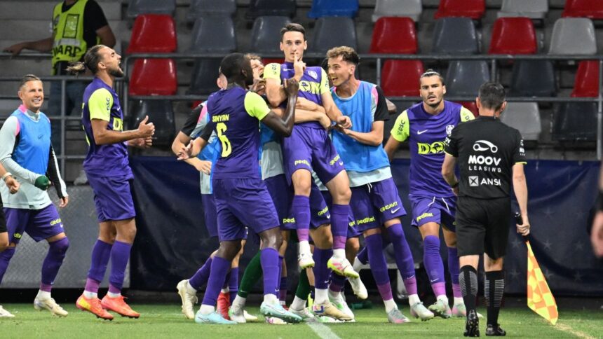 LIVE TEXT: Paksi - CFR Cluj, pe Sport.ro, de la 20:00! Echipa lui Dan Petrescu își începe aventura europeană 1 live text paksi cfr cluj live text pe sport ro de la 2000 trupa lui dan petrescu isi incepe aventura europeana 686f698da2071