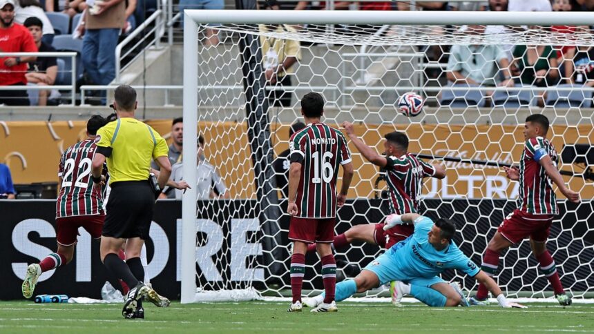 live video fluminense chelsea prima semifinala de la fifa club world cup cu un fenomen de 45 de ani pe teren de la 2200 pe voyo si pro tv echipele d 686d613bcd537