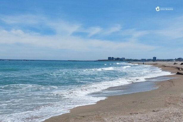 mai precauti romanii isi rezerva vacantele la mare in regim last minute la cat au ajuns tarifele 6865098d0aa02