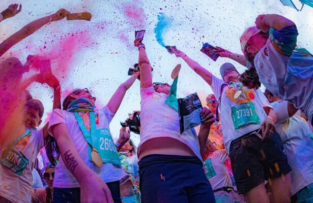 mamaia se coloreaza din nou the color run revine pe litoral din 2 august 2025 vor fi impuse restrictii de trafic rutier 688afacac858a