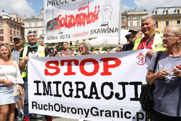 manifestatii anti imigratie in zeci de orase din polonia cifrele oficiale contrazic ipotezele extremei drepte 687dfc4aef1db