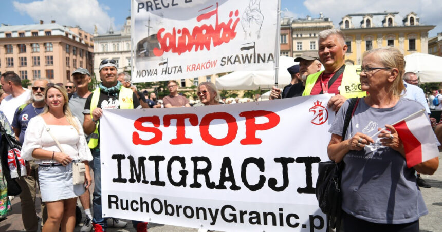 manifestatii anti imigratie in zeci de orase din polonia cifrele oficiale contrazic ipotezele extremei drepte 687dfc4aef1db
