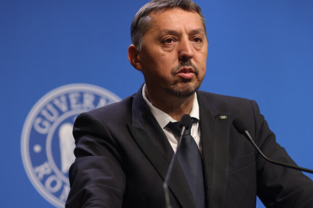 ministerul educatiei pregateste debirocratizarea si digitalizarea sistemului sunt asteptate sugestii pana la 15 august 68811a20485ec