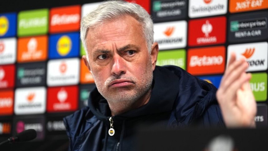 mourinho disperat sa castige ceva dupa 3 ani fenerbahce oferta pentru fosta vedeta a realului 68652e89bfa23