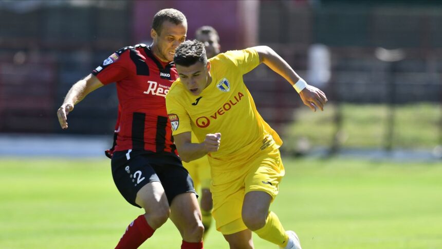 news alert a murit la doar 36 de ani caius lungu fost fotbalist in liga 1 la sibiu in liga 2 la timisoara si in italia 6880cc57e32ba