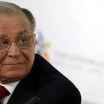 news alert noi detalii despre starea lui ion iliescu fostul presedinte este constient dar are nevoie de suport respirator 6864e856e9fb5