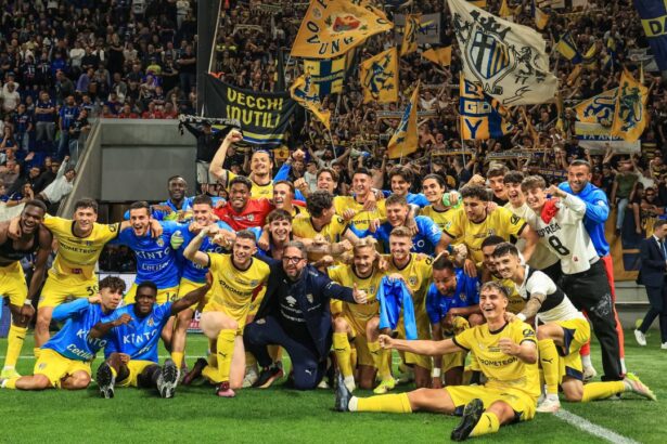 oficial dispare parma rumena fotbalistul roman are patru oferte anunta italienii 6884e07975f8a