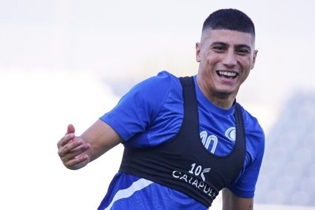 oficial fcu craiova a facut anuntul unde va juca bauza mult succes 68865faf4c07d