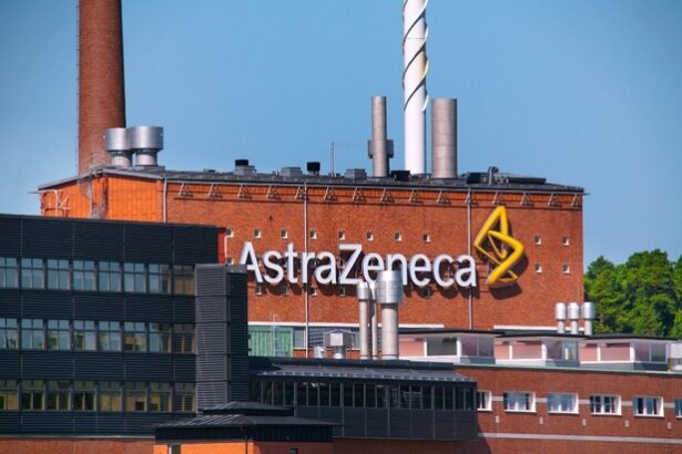 piata bursiera din londra ar putea suferi cea mai mare lovitura de pana acum daca astrazeneca se muta la bursa din sua 68665b18f0da2
