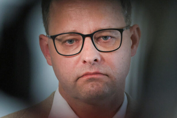 polonia isi retrage ambasadorul din ungaria dupa ce orban a acordat azil politic unui fost viceministru polonez acuzat de coruptie 6878fd27843c5