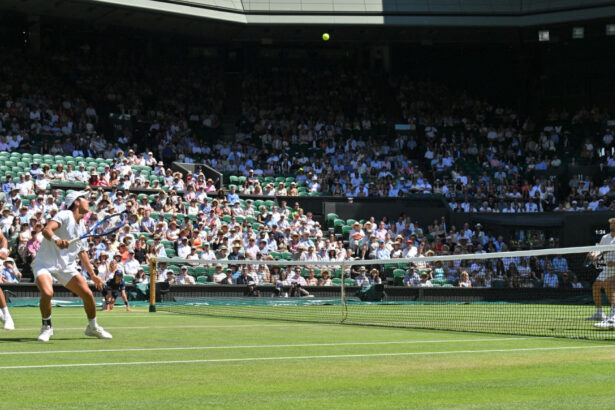 premii record la wimbledon finalistii concureaza pentru 4 milioane de dolari taxele reduc suma la jumatate 687287c64705d