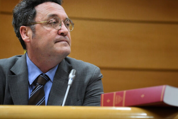 procurorul general al spaniei va fi judecat pentru divulgarea de informatii confidentiale catre presa 688910e996dae