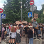 proteste la kiev furia creste in ucraina dupa ce zelenski a promulgat legea ce vizeaza reducerea puterii organismelor anticoruptie 68805f90dde8e