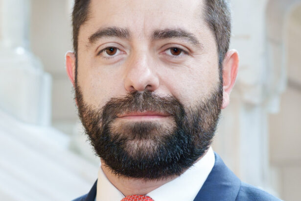 radu burnete romania traverseaza o criza existentiala avem nevoie de un nou contract intre stat si cetateni in privinta taxarii 6863c4a5def5c
