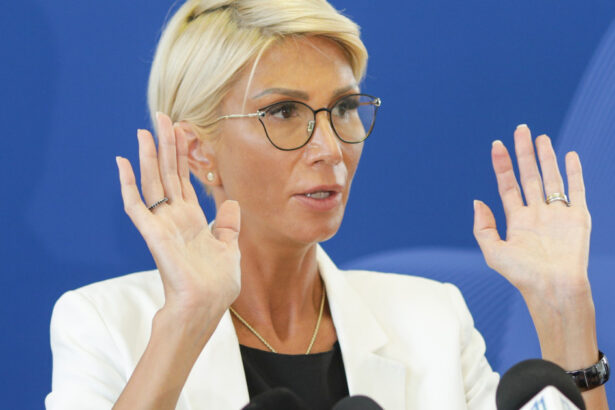raluca turcan psd sa ne spuna clar vrem sa mergem mai departe impreuna sau alege sa si asume oficial un alt rol 686d2ac52db73