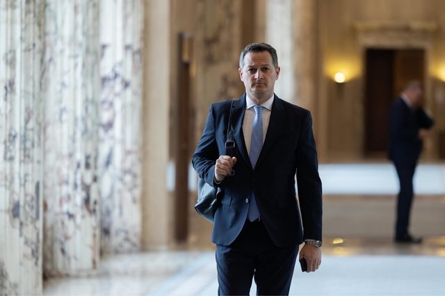 secretarul de stat alin andries pleaca de la ministerul finantelor ma intorc profesor 6863c97a7fe61